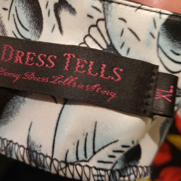 Halter Dress (pending cross post) - Picture 4 of 4